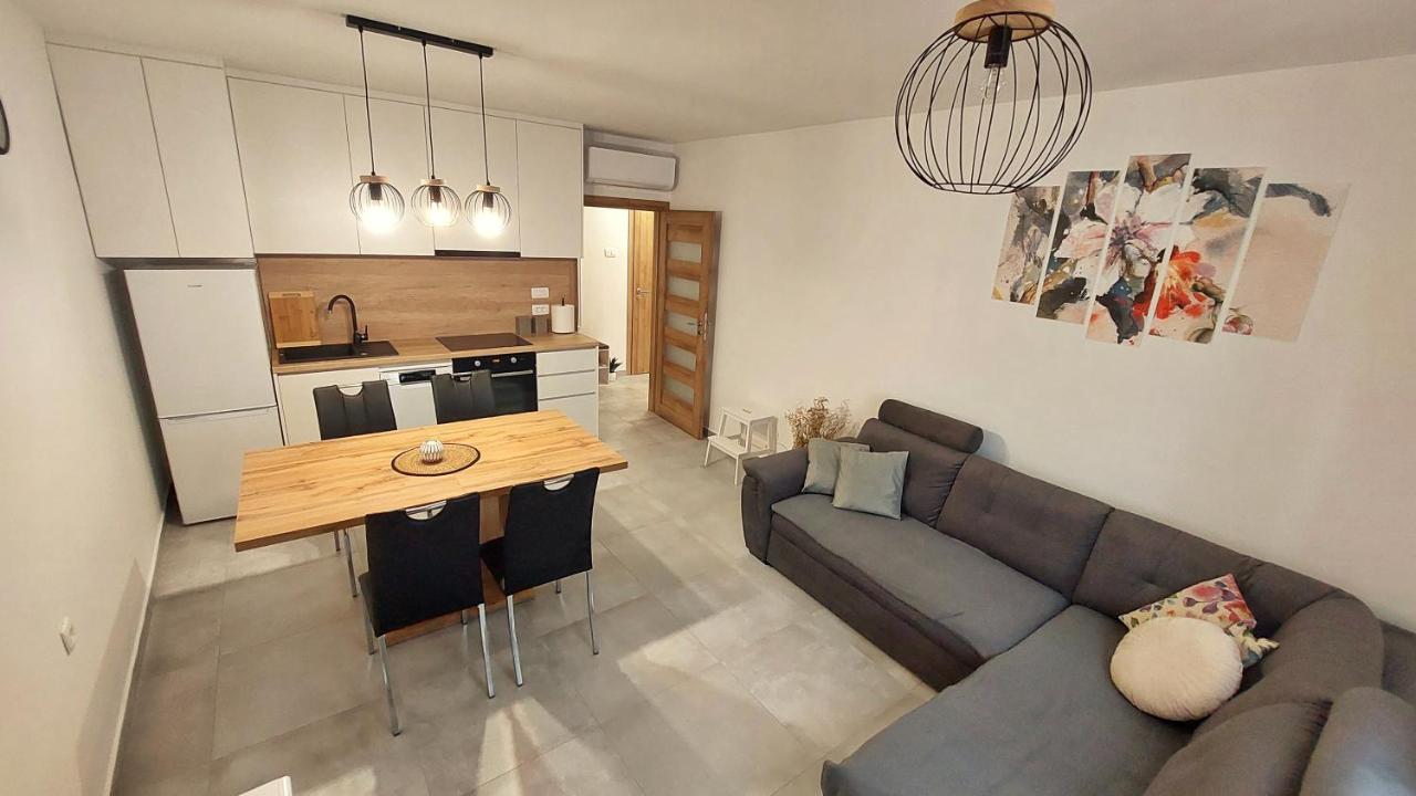 Apartman Zengg Eksteriør bilde