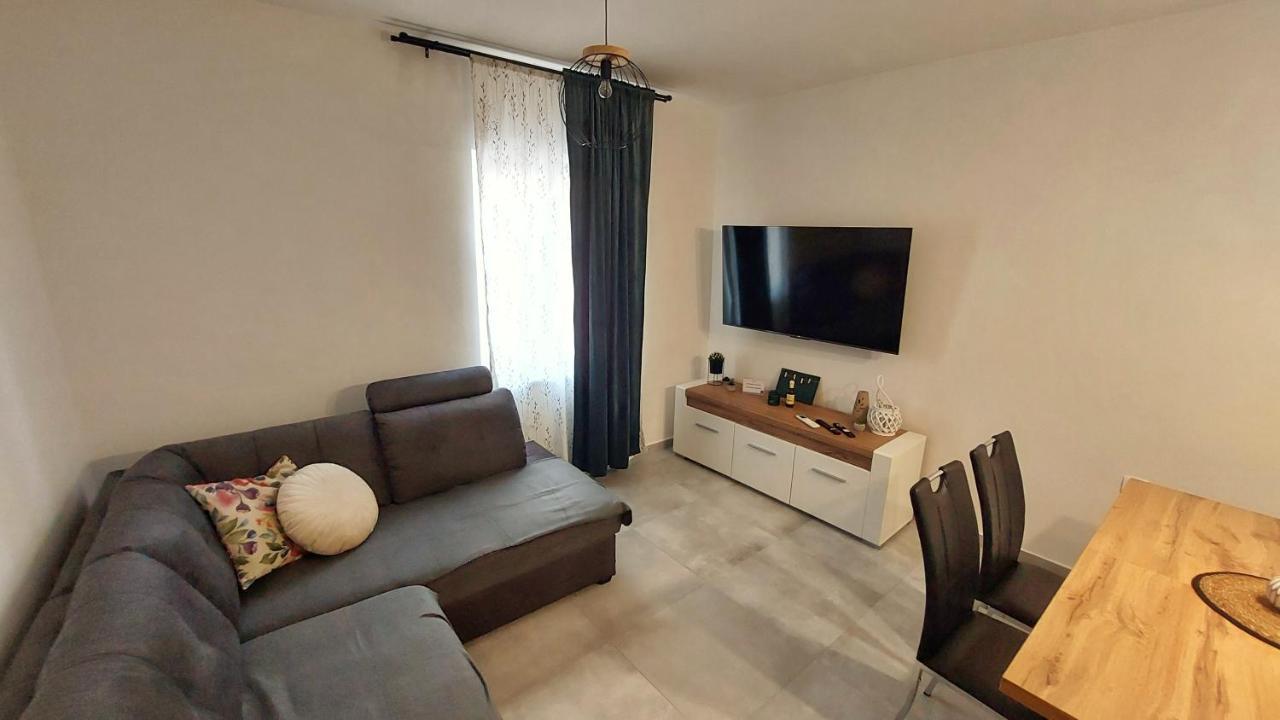 Apartman Zengg Eksteriør bilde